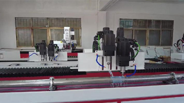 自動(dòng)鉆孔攻絲機(jī)在石油鉆孔管與石油篩管上的應(yīng)用